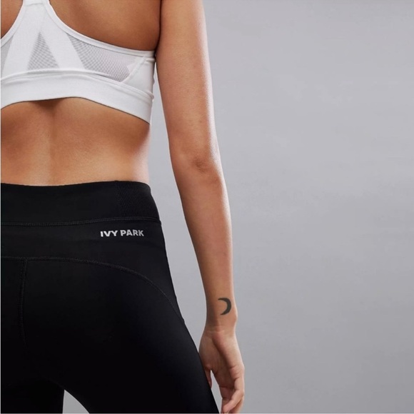 Ivy Park High Rise Capri Leggings Black - Picture 3 of 5